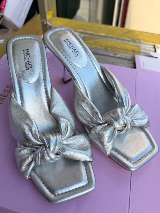 MICHAEL Michael Kors Shoes - Michael Kors Silver Metallic Bow Mule Heels | Size 8 (Run small)